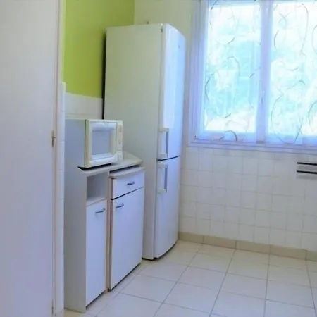アパート T3 Avec Terrasse Et Garage - Proche Centre-ville - Fr-1-251-25